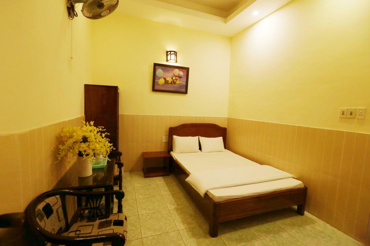 Minh Quang Hotel Хойан Экстерьер фото